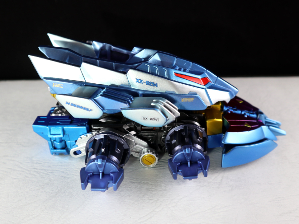 ワイルドアイアンウルフ