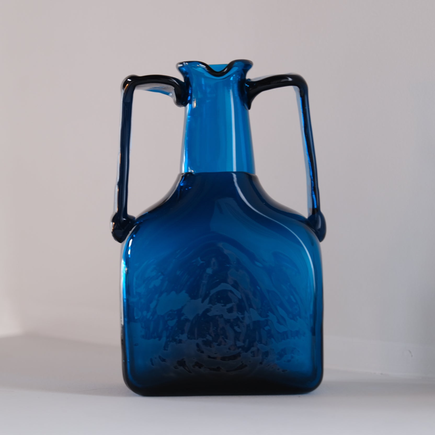 倉敷ガラス 小谷真三 吹きガラス 飾り瓶 花瓶 花入 a616 倉敷ガラス