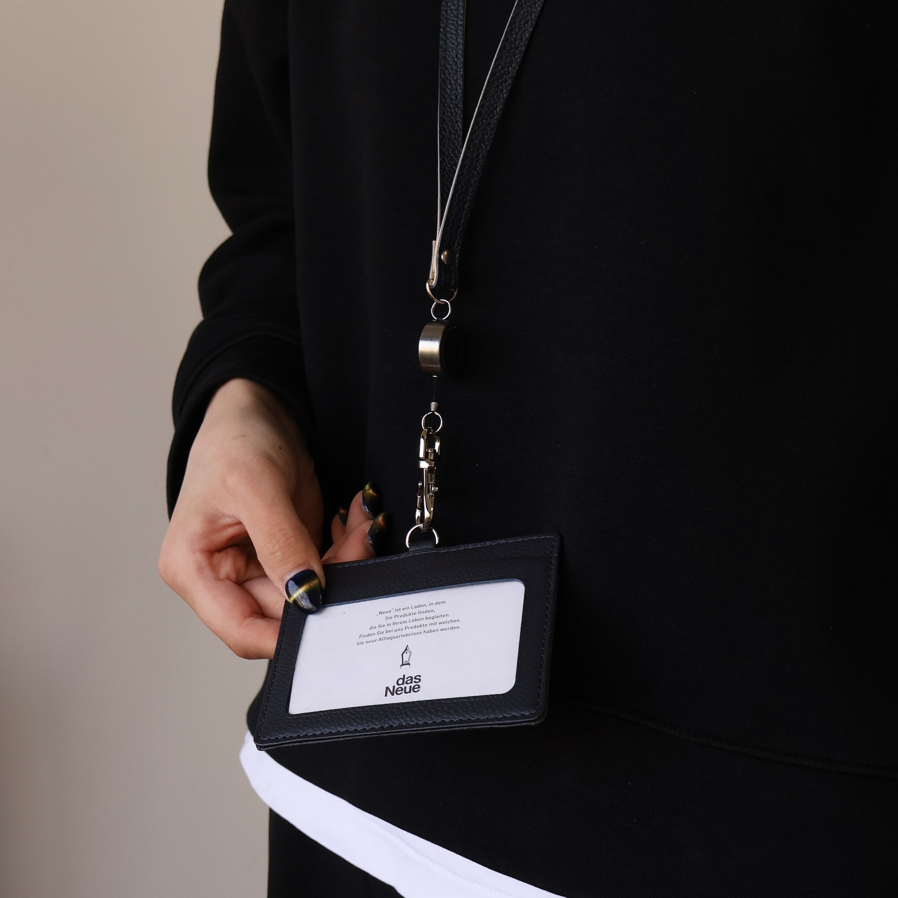 ORIGINAL SHRINK / リール付IDストラップ – Neueオンラインストア