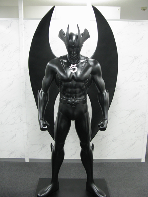 等身大デビルマン 等身大フィギュア デビルマン | 造形工房密林