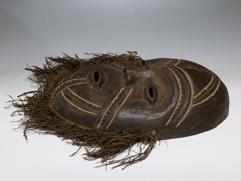 仙遊洞 レガ族 仮面