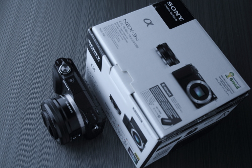 ぶらり、SONYの最小最軽量ミラーレス一眼 α NEX-3Nを買ってみた: 一路