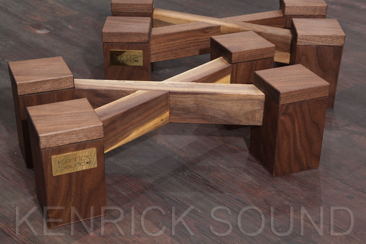 木製スピーカースタンド一対 ウォールナット 木製スピーカースタンド