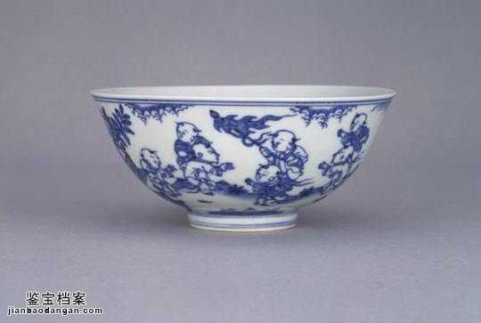 F3406 旧家収蔵 古玩 【大明成化青花鳳紋小碗】 置物 F3406 古玩 大明