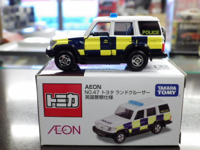 送料無料 】未使用！即発！ ランクル パトカー 警視庁 「 トミカ