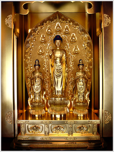 善光寺 一光三尊阿弥陀如来像