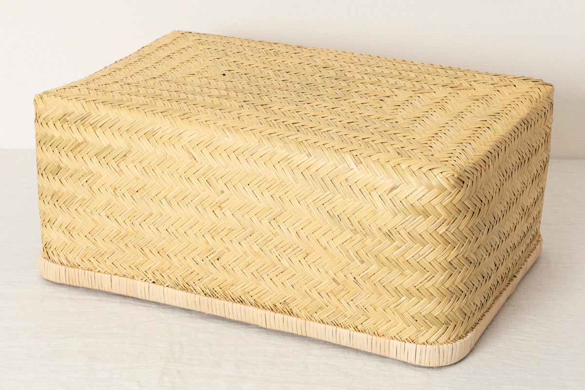 東北 岩手 竹細工 篠竹で編まれた大きな行李 竹カゴ 収納 古民家