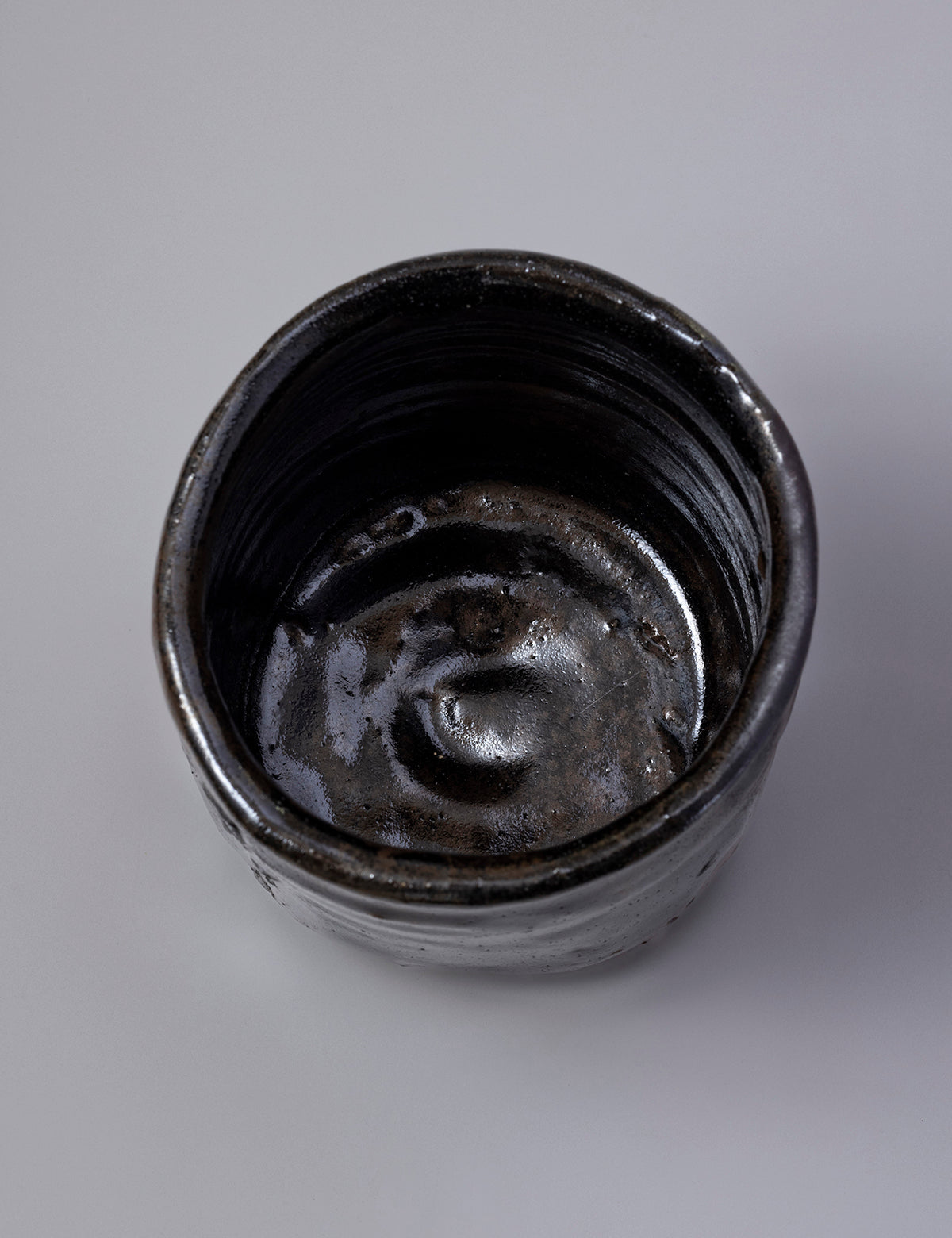 瀬戸黒茶碗 – 谷松屋戸田 Online