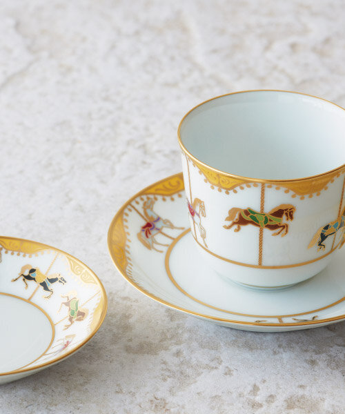 シリーズ説明 ［大倉陶園］回転木馬 | ノリタケ食器公式オンラインショップ