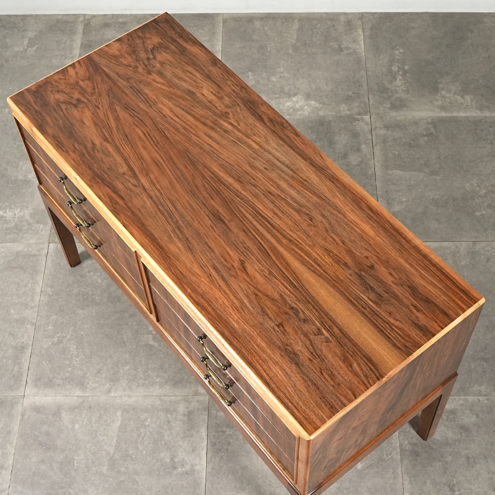 Ole Wanscher】ヴィンテージ チェスト – TIME HYPE