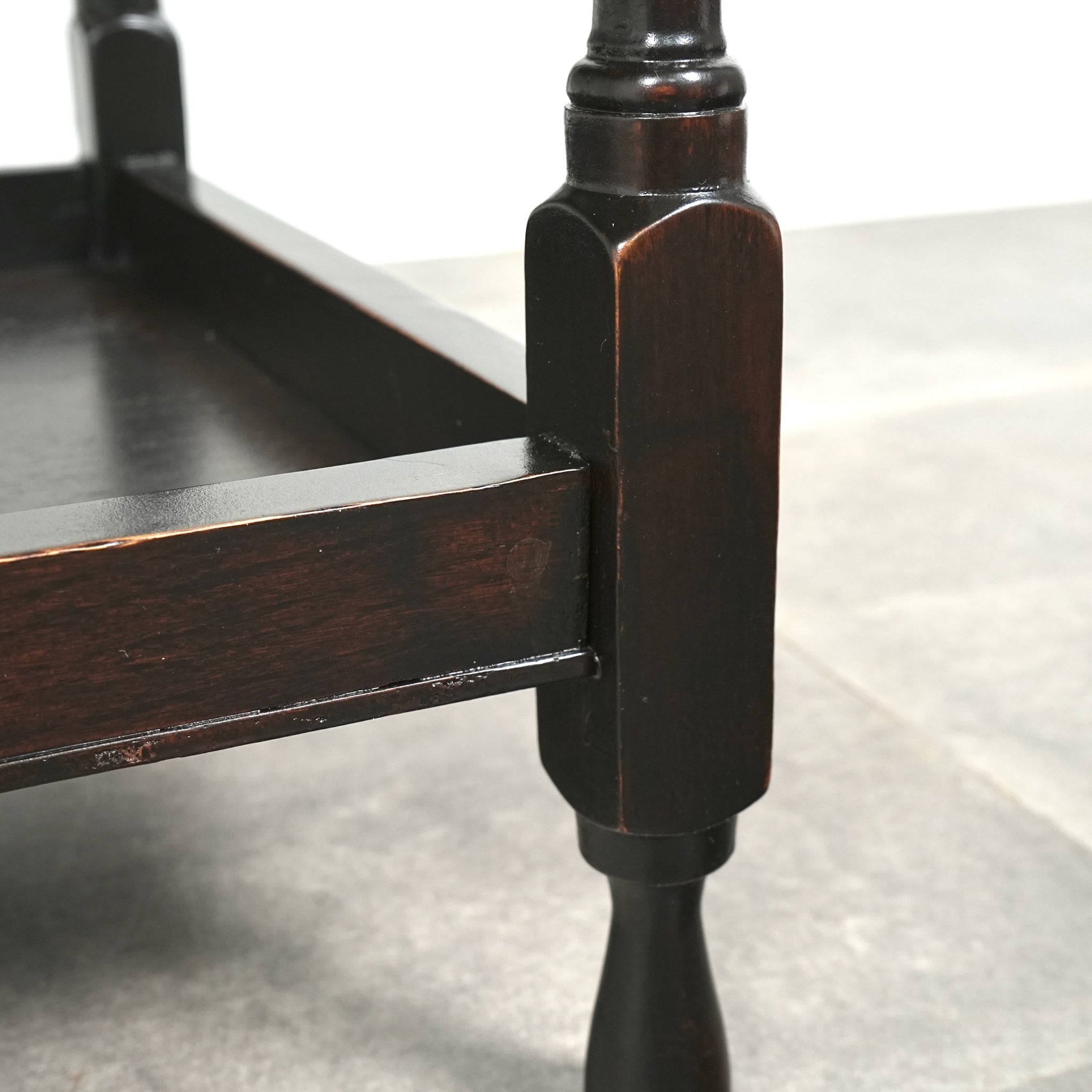 イギリスアンティーク サイドテーブル – TIME HYPE