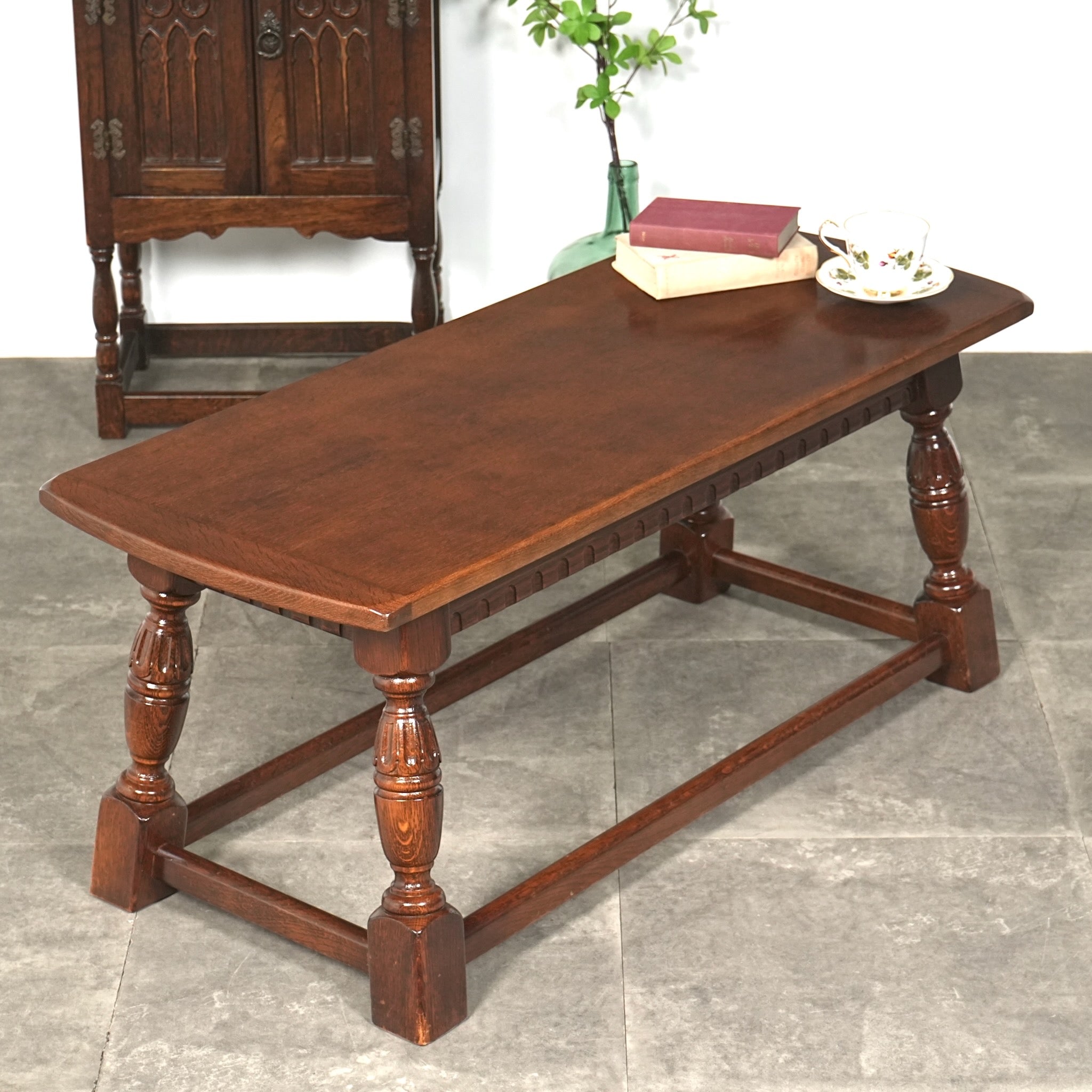 英国クラシック ヴィンテージ ローテーブル – TIME HYPE