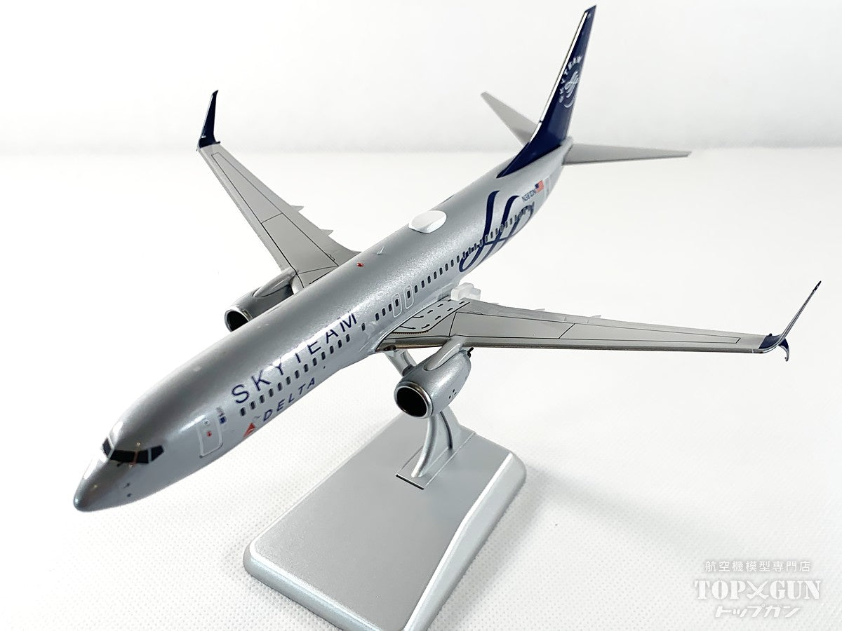 デルタ航空 737-800 スカイチーム塗装 N381DN 1/200 デルタ航空 737