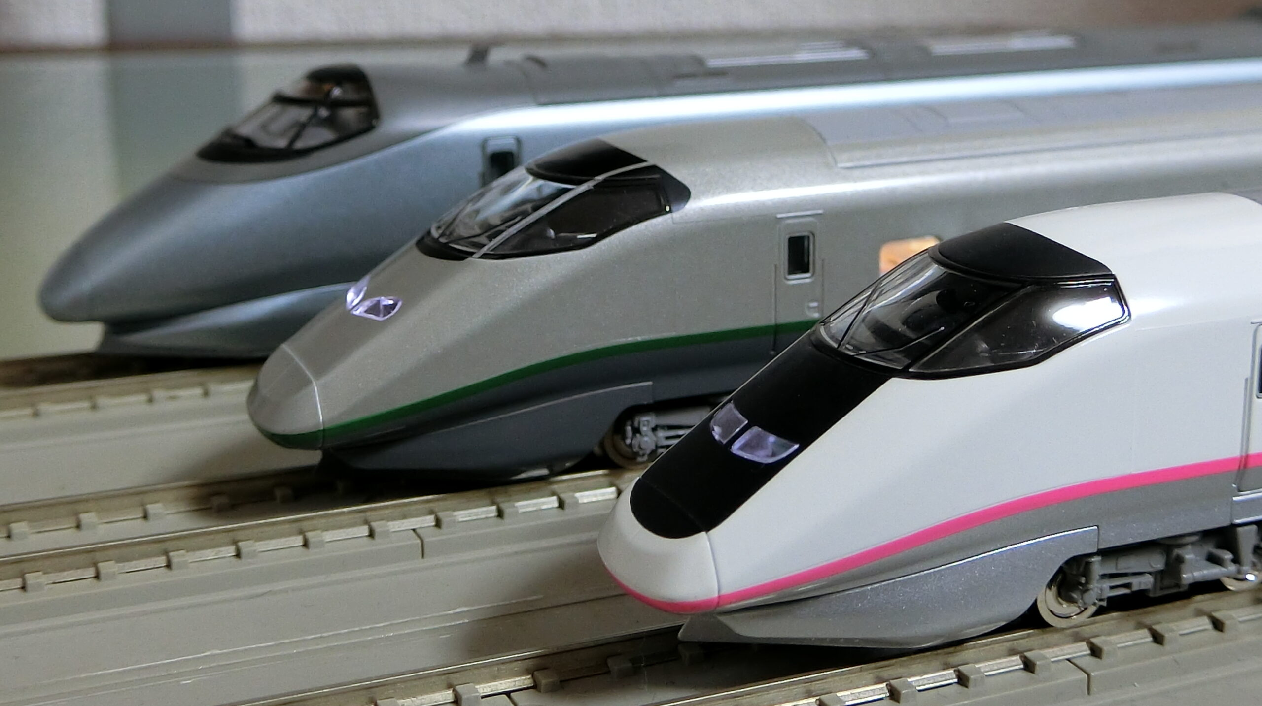 Nゲージ 特製完成品 KATO E3系こまちポケモンラッピング