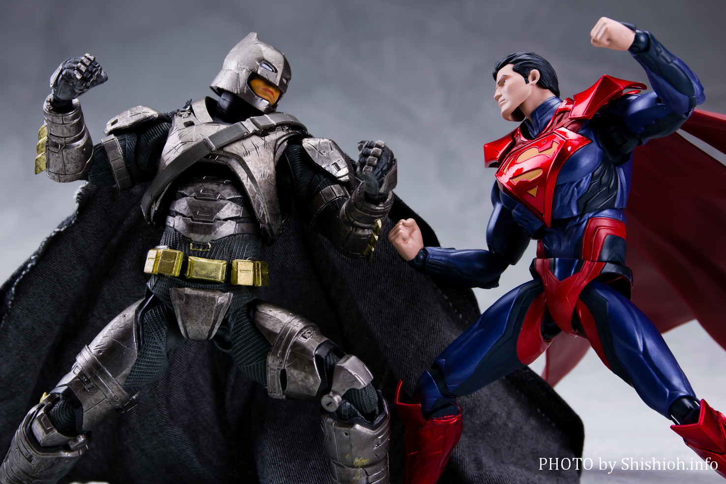 レビュー】MAFEX アーマードバットマン