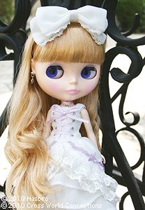 新品・未使用！CWC4000体限定生産 Blythe ラブアンドモア♪ Amazon.co