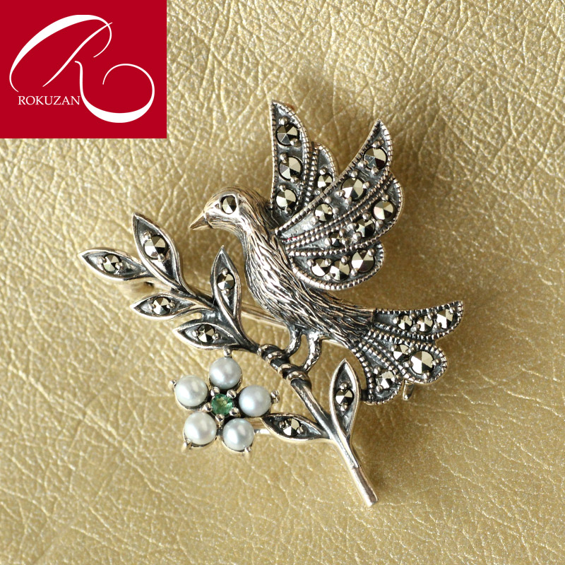 希少✨ Dior ブローチ ストーン 鳥 バード 動物 アニマル 希少✨ Dior