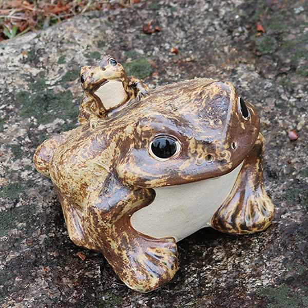 楽天市場】【今だけ限定10%OFFクーポン配布中】信楽焼 8号蛙 カエル