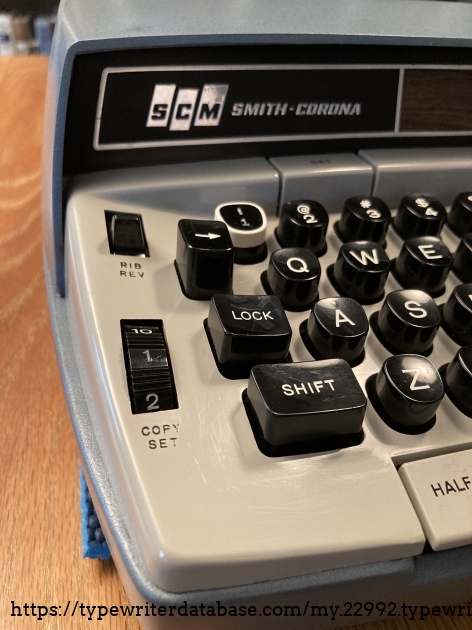 1972 Smith Corona Electra 210 on the Typewriter Database
