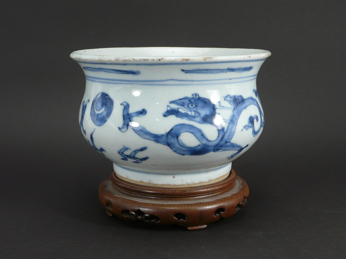 骨董品 中国美術 古美術 古銅 民国名家 呉艶佐造 双螭龙香炉 【公式通販】