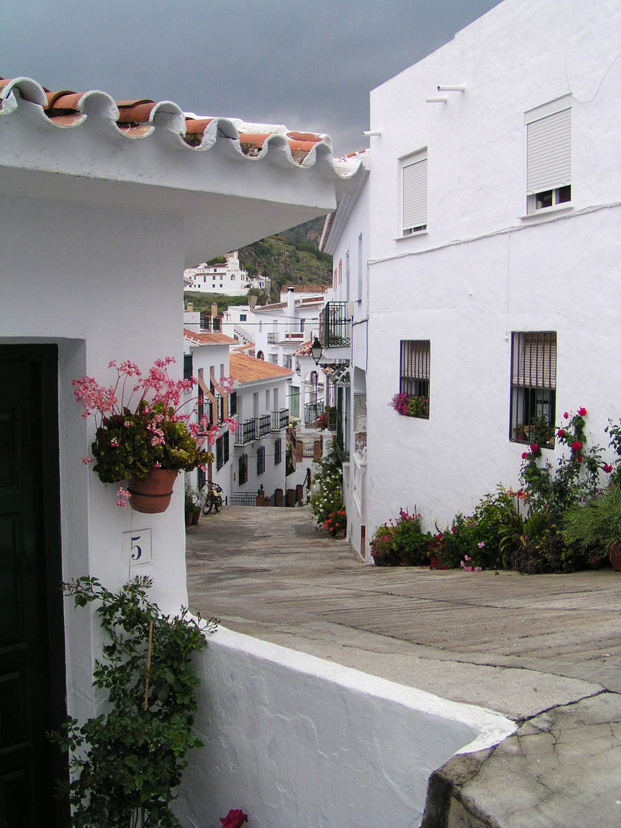 スペインの白い村（和田フォト）