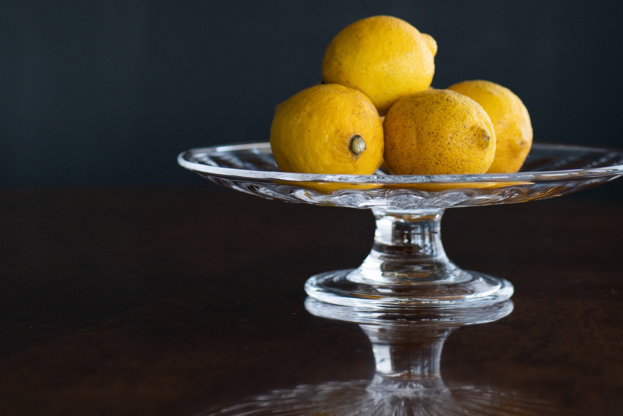 骨董 時代 2色バイカラーフリル 乳白色ガラス 橙色 脚付コンポート