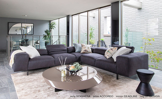 直接お渡し】アシンメトリックガラステーブル 直接お渡し】アシンメ