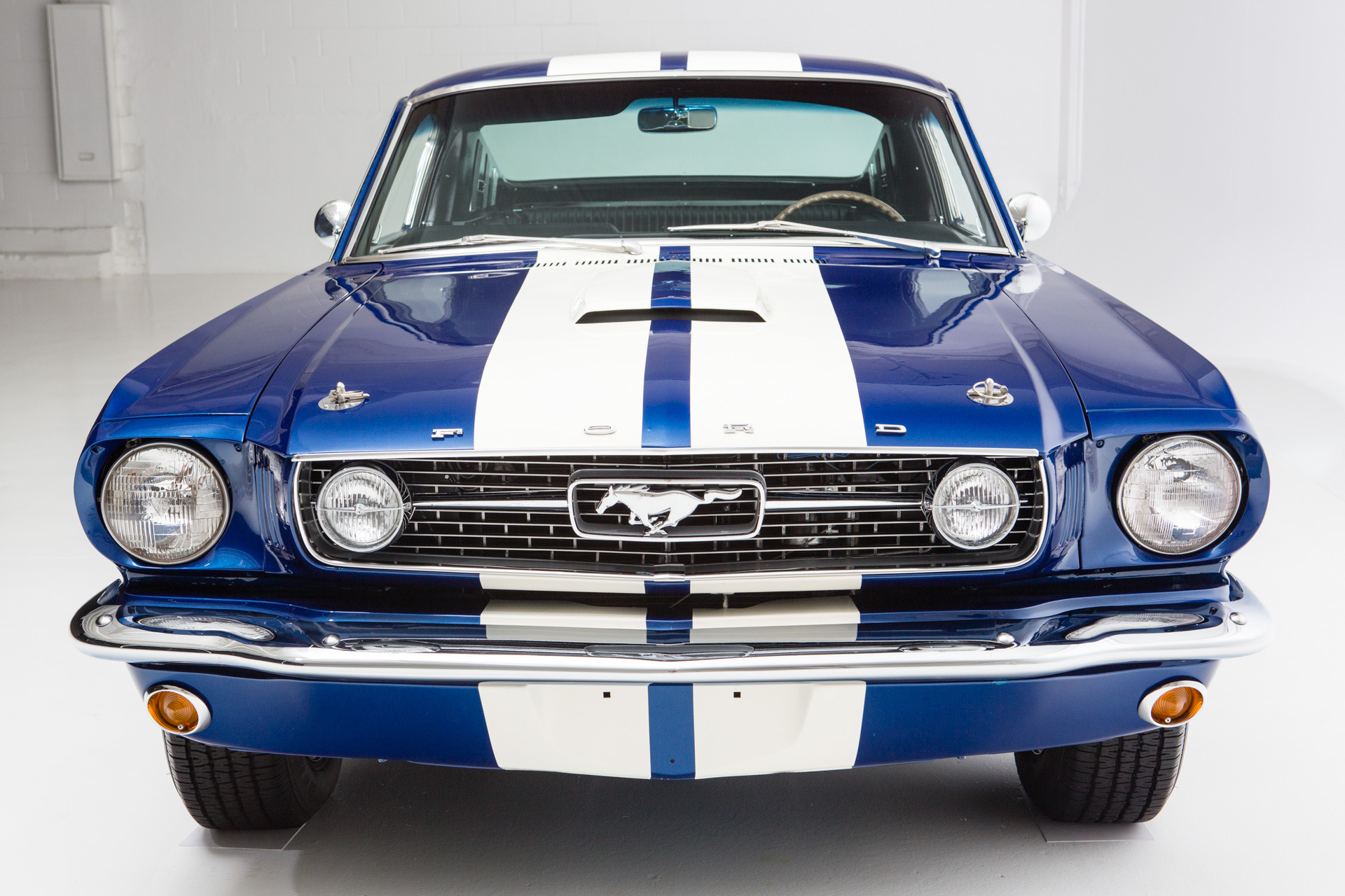 1966 Ford Mustang Fastback Cobalt Blue 2+2 -