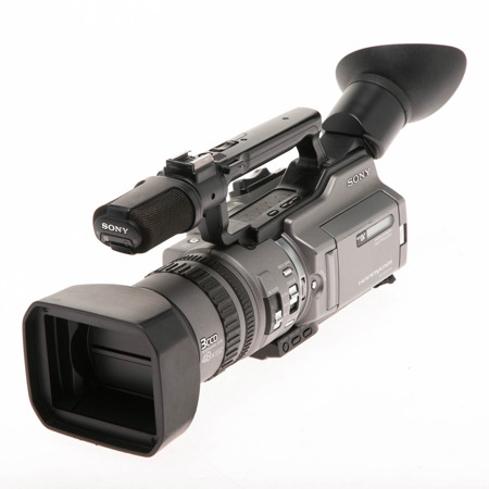 USED Sony DCR-VX2100 Mini-DV 3-CCD Digital Camcorder - SKU#1703571