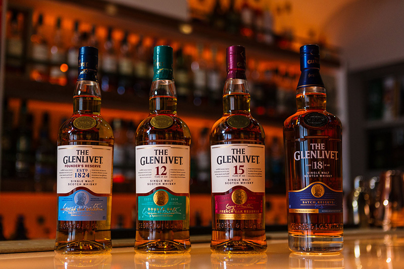 古酒 グレンリベット12年 750ml 赤アザミ アンブレ 特級 木箱付き 古酒