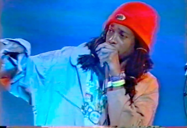 パラッパ役も登場する『ウンジャマラミー』再現ライブ映像―松浦雅也氏