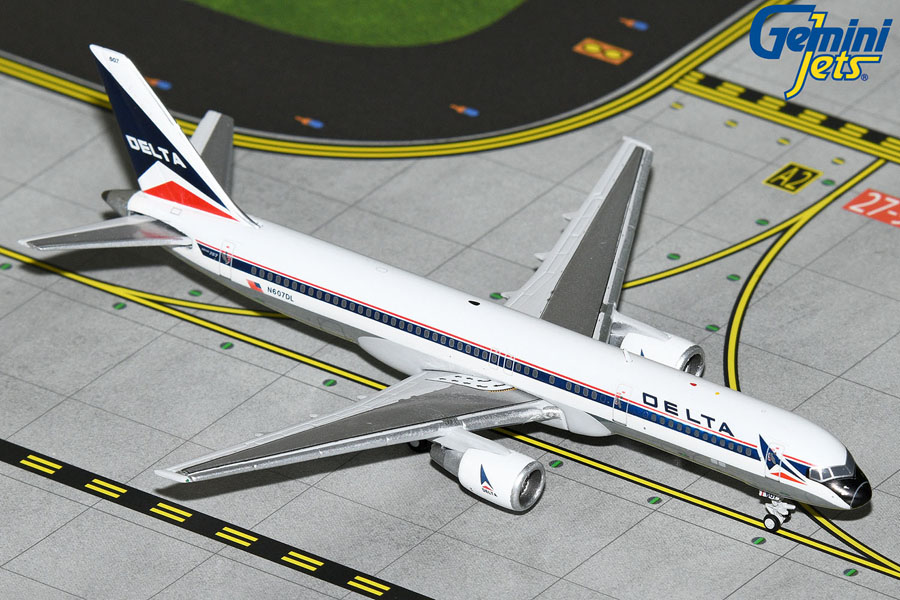 Gemini 200 Boeing 747-400 デルタ航空 Gemini 200 Boeing 747-400
