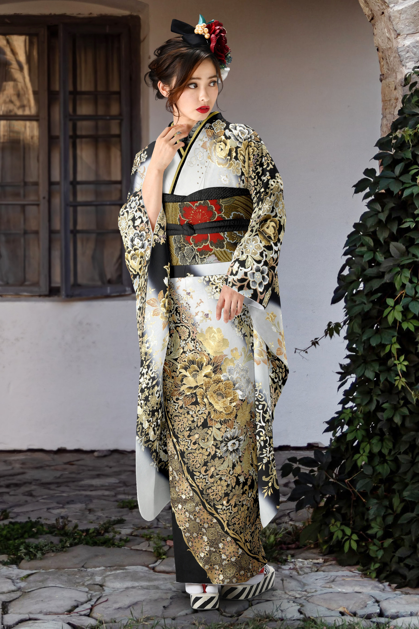 白地に黒のゴージャス薔薇の振袖フルセット 白地に黒金の大胆な薔薇柄