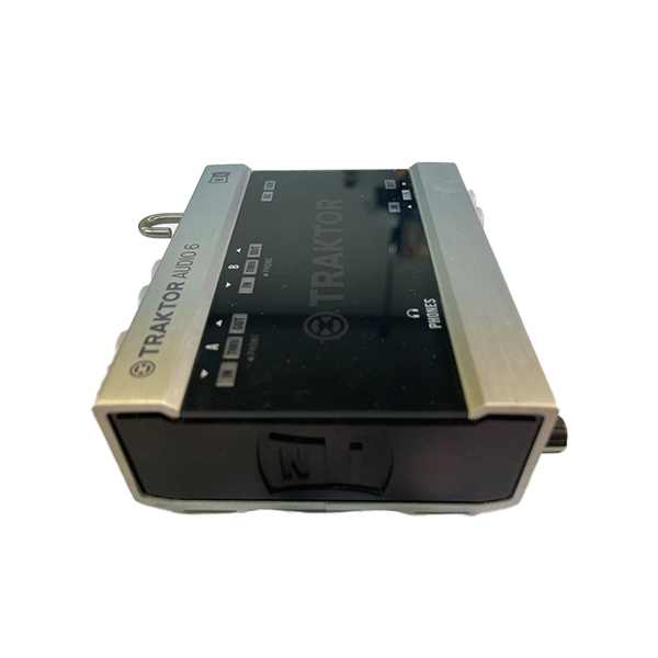 中古美品】 Native Instruments ( ネイティブインストゥルメンツ