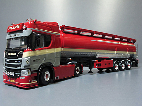 モデルトラックファクトリー