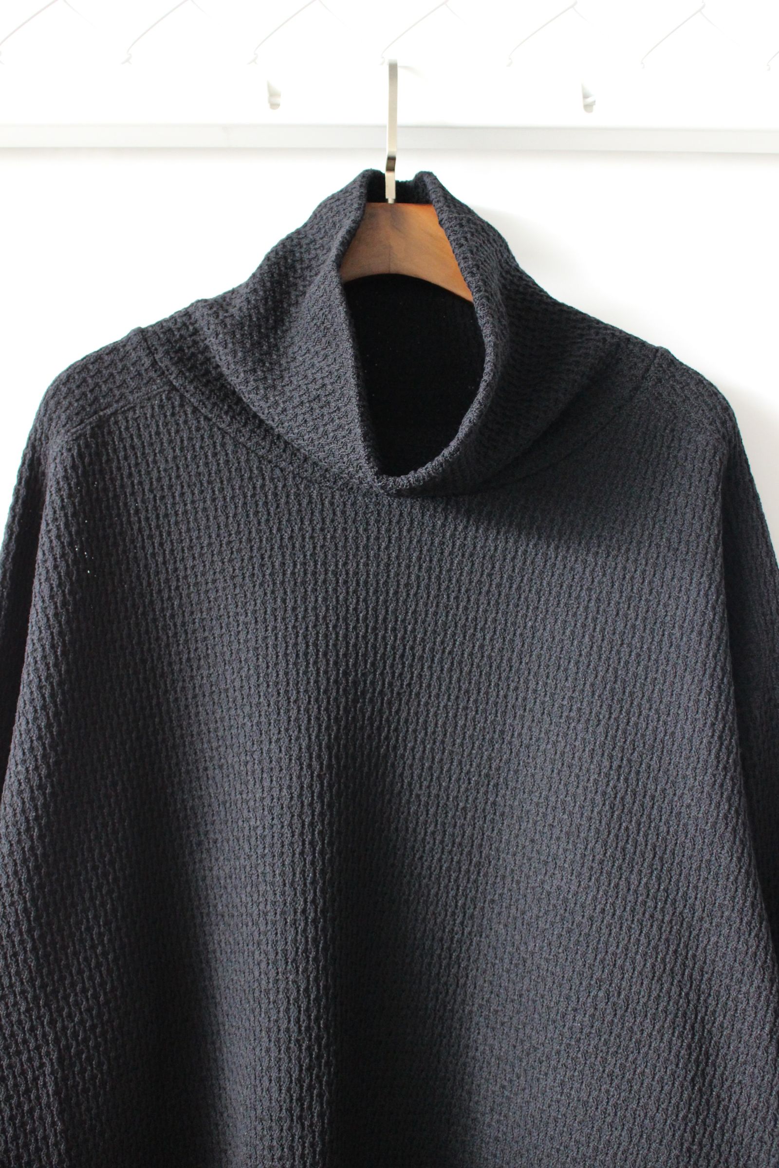 ANCELLM - CHAIN KNIT HI-NECK LS T-SHIRT/BLACK | NapsNote