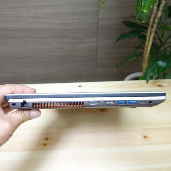 富士通LIFEBOOK WN1/H1実機レビュー/富士通FMVパソコン比較購入ガイド