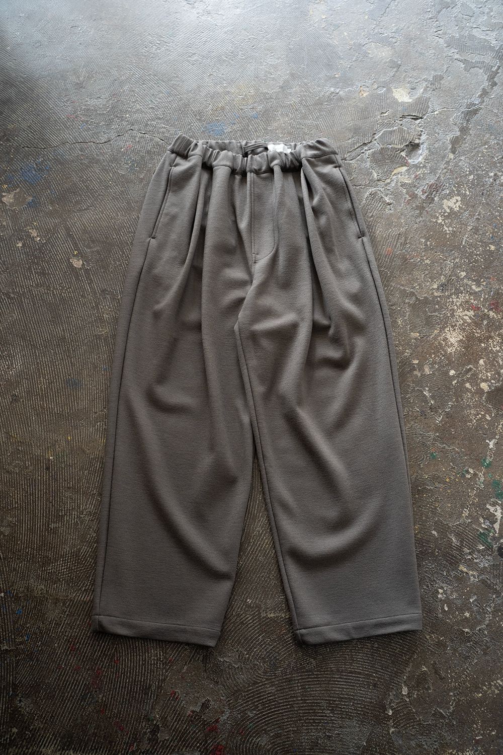STILL BY HAND - 【25AW】ウールジャージー2タックイージーパンツ