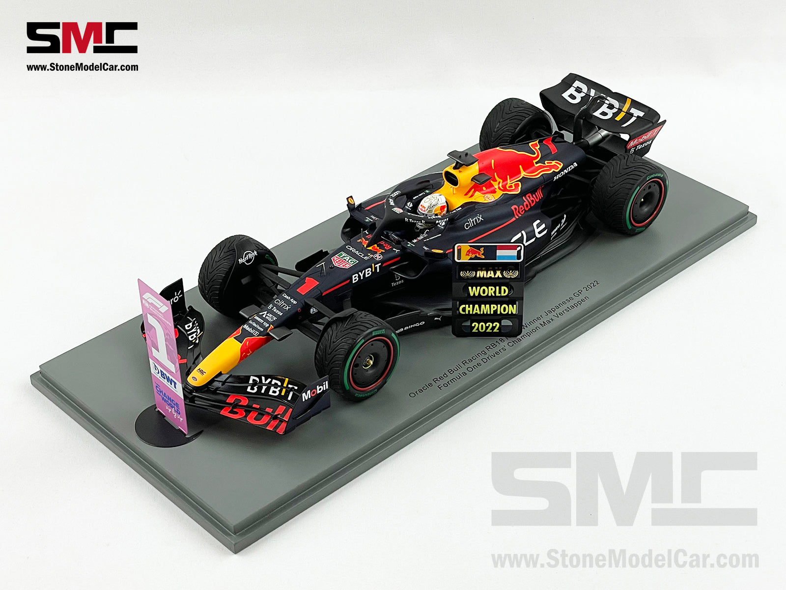 RedBull RB18 1／18 Winner Japanese GP スパーク 1/18 オラクル