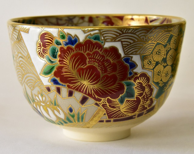 四季草花絵茶碗 手塚 大示作 宗完書付 すいぎょく園｜創業百年、お茶の