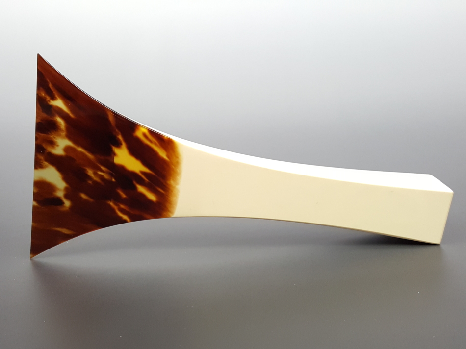 未使用級 最高級 津山撥 開き14cm 定価約150万円 三味線 和楽器 地唄