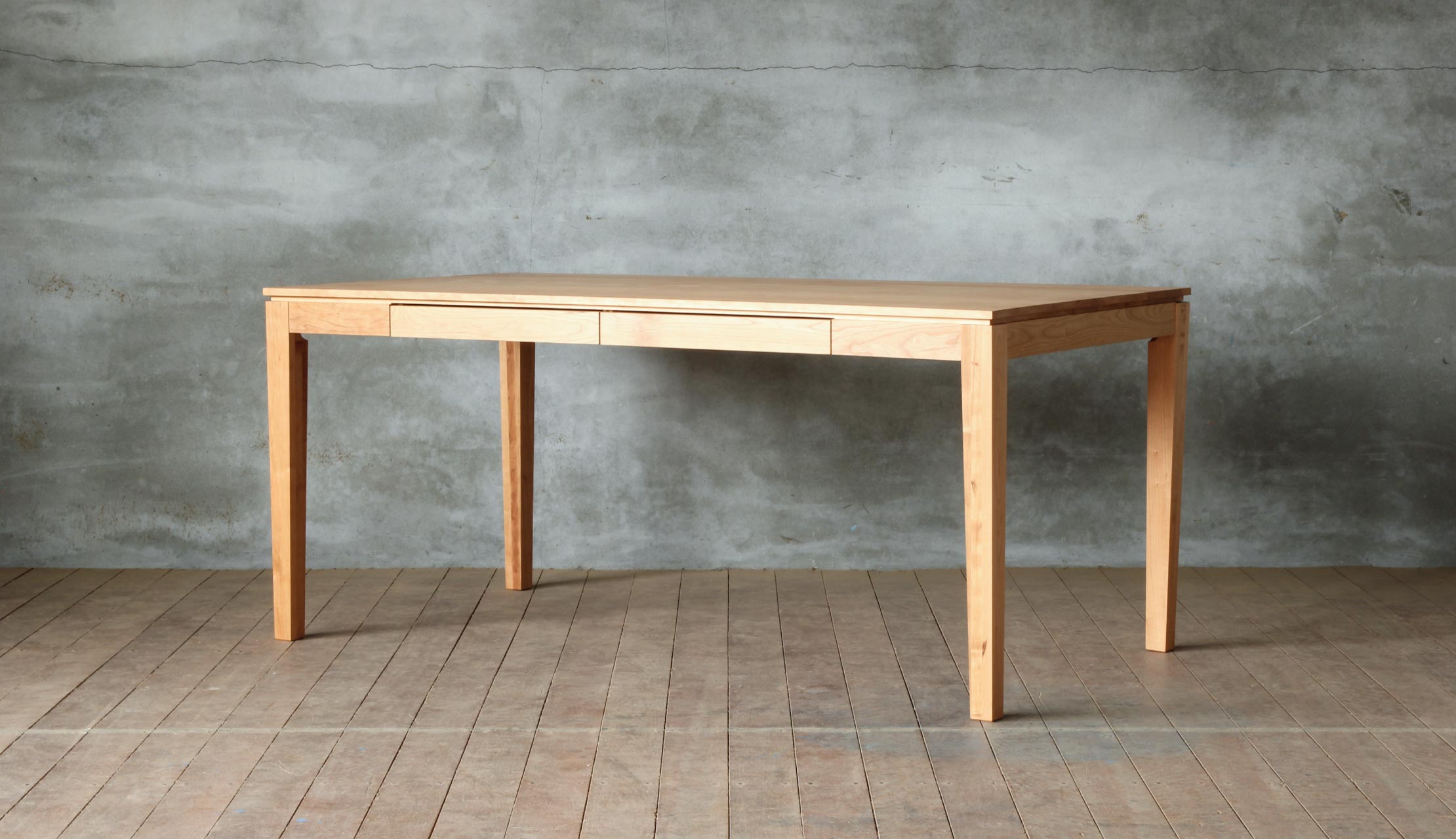 木製引き出し付テーブル 値下げしました！ 引き出し付き テーブル」の