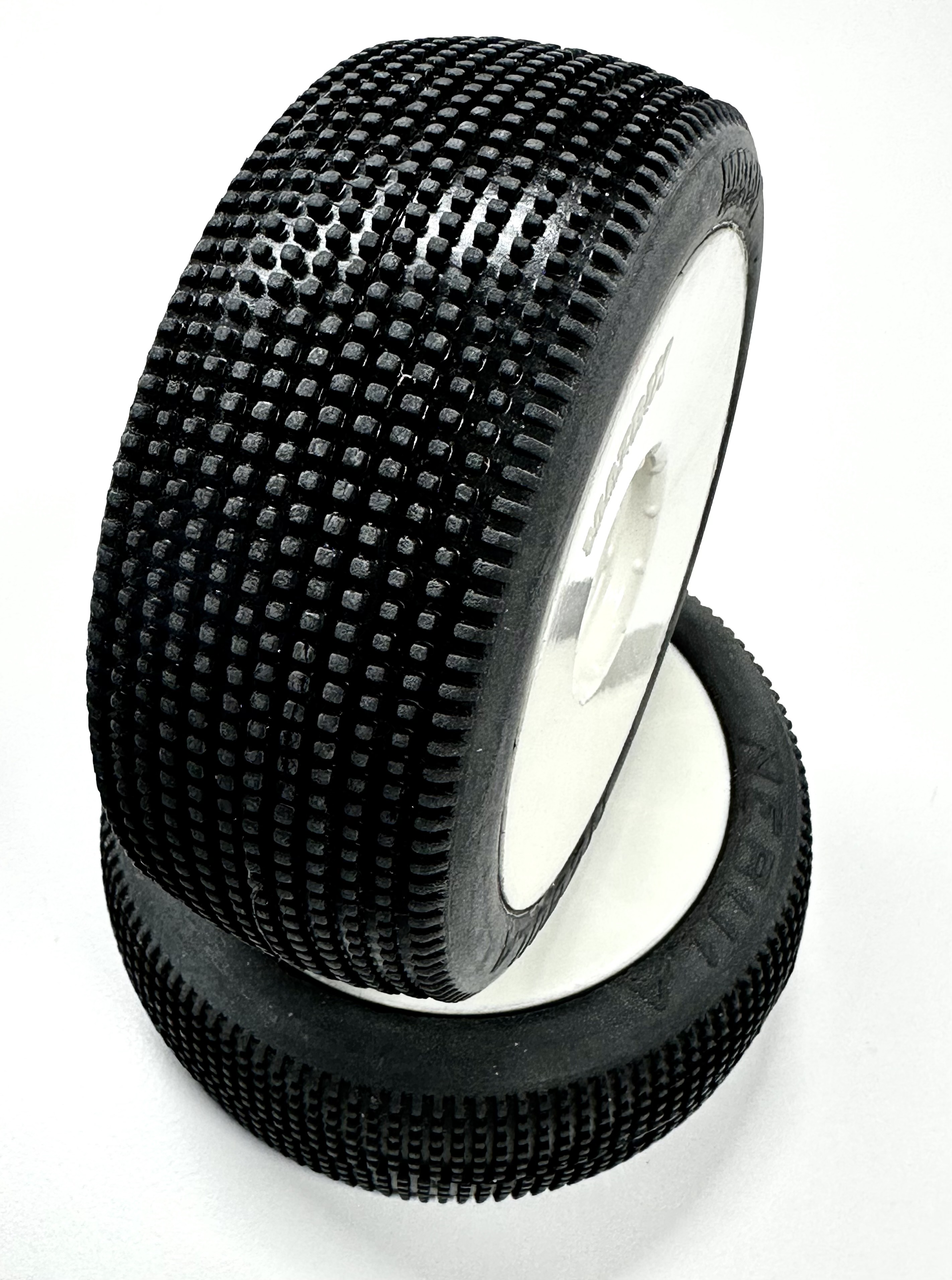 1/8GPオフロード用タイヤ : YURUGIX-ラジコンエンジンブレークイン各種