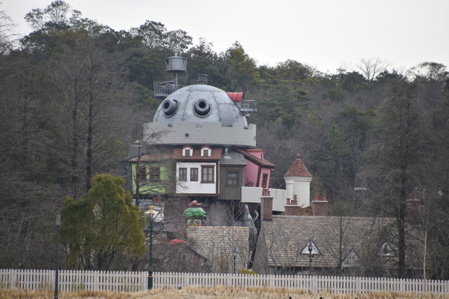 ジブリパーク新エリア「魔女の谷」でハウルの部屋に入れる