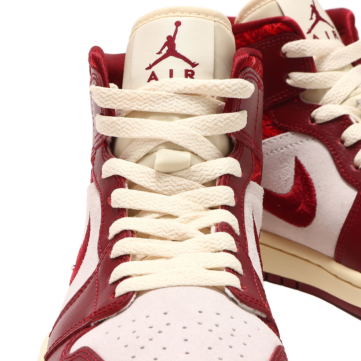JORDAN BRAND WMNS AIR JORDAN 1 MID SE TEAM RED/UNIVERSITY RED-SAIL