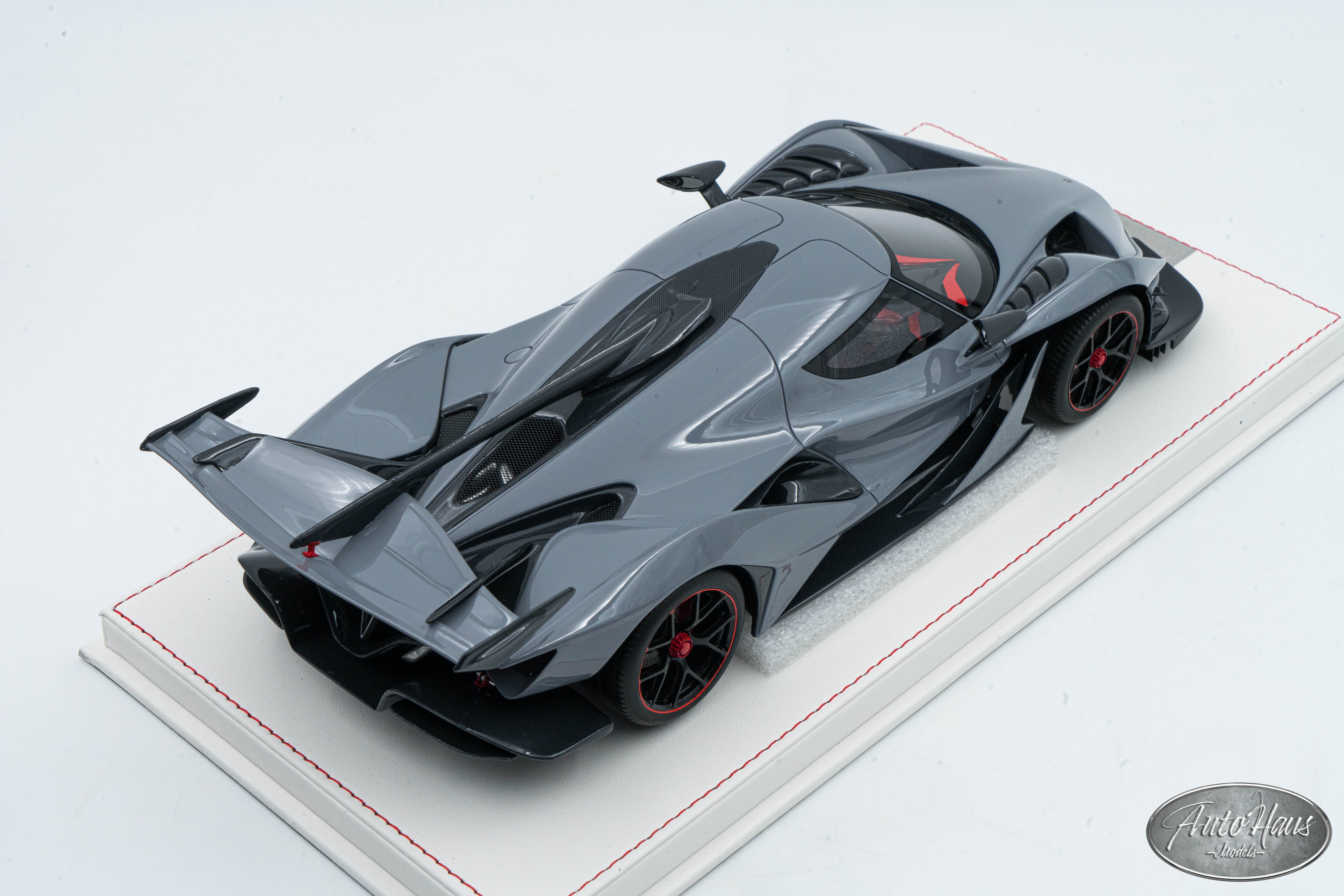 アポロ IE 1/18 ブラック 1/18 Apollo Project EVO in Black on