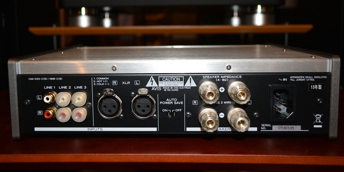 TEAC AX-501 プリメインアンプ XLRバランス入力装備 、リモコン付き