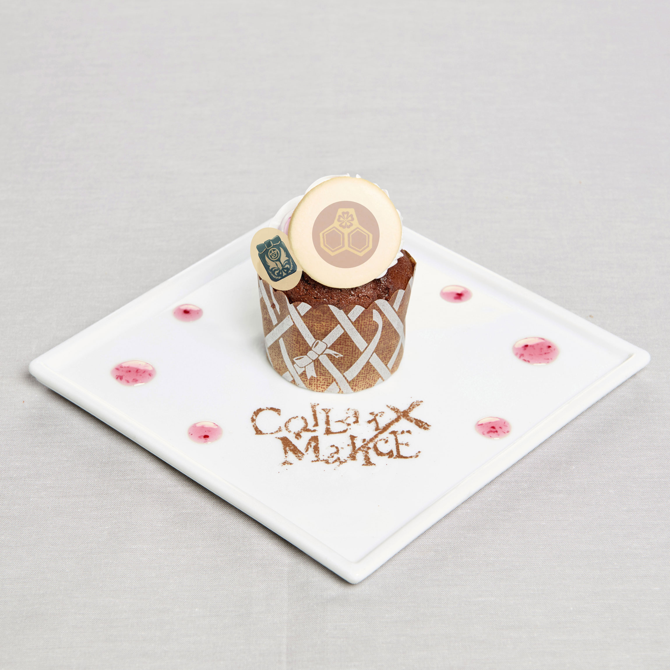 パリカ オトガ ランチョン セット パリカ オトガ ランチョン セット Z