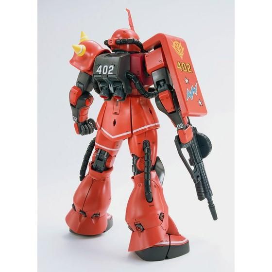MG 1/100 MS-06S ジョニー・ライデン専用ザクII│株式会社BANDAI