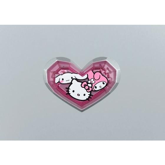 たまごっちピース たまデコピアス サンリオキャラクターズチェンジ